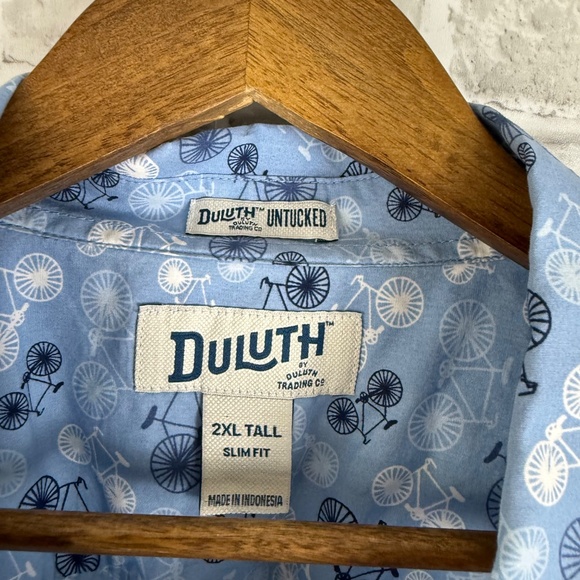 Duluth Trading Untucked Light Blue Bicycle AOP Casual Button Up Shirt 2XLT SLIM - Picture 3 of 7